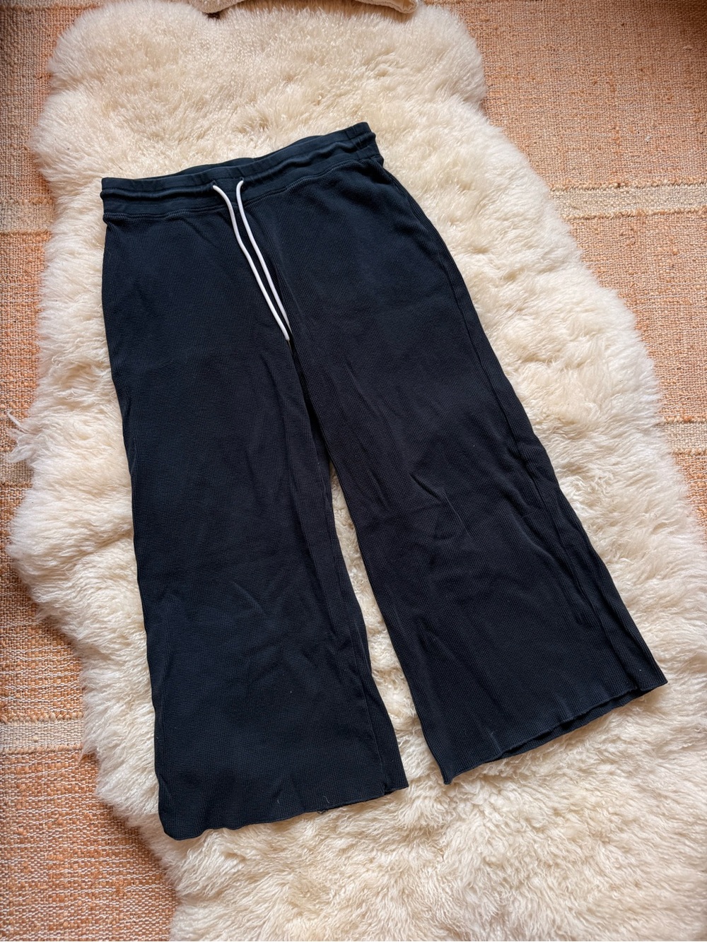 MATE THE LABEL organic waffle pants black